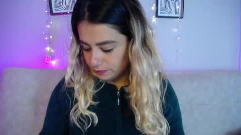 Bella Valery online show from April 11, 2026, 2:10 pm