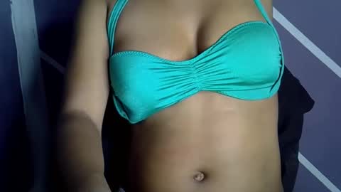 Snapshot of sweet_berry31 chatting on September 20, 2025, 12:06 pm baby girl online show from September 20, 2025, 12:06 pm