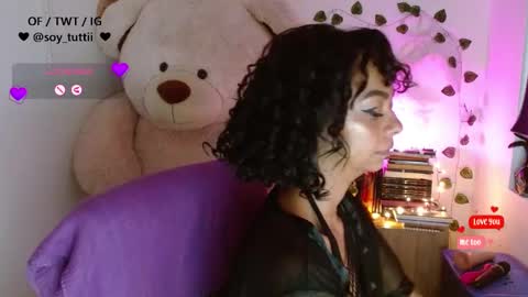 Snapshot of sweet_bluee chatting on January 27, 2025, 12:48 pm Tutti  online show from January 27, 2025, 12:48 pm