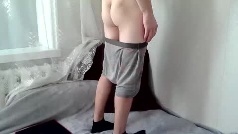 Snapshot of sweet_boy06 chatting on February 3, 2026, 12:10 pm Sweet boy06 online show from February 3, 2026, 12:10 pm