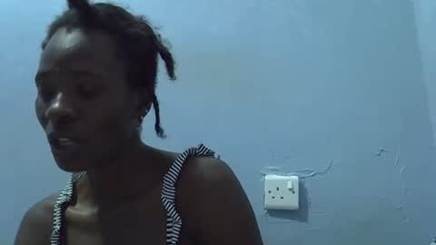 sweet_candie01 online show from March 23, 2026, 4:44 pm