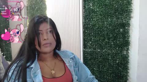 canelaa online show from November 30, 2025, 10:47 pm