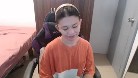 sweet_cassyxx online show from February 17, 2026, 4:24 pm