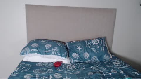 Chantelle online show from February 1, 2025, 9:29 pm