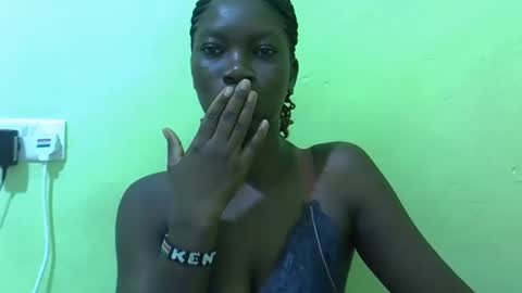 sweet_cherie1 online show from April 5, 2026, 5:04 am