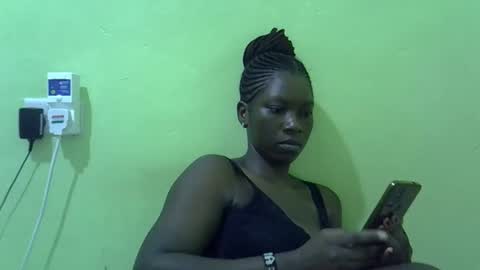 Snapshot of sweet_cherie1 chatting on June 4, 2026, 7:09 pm sweet_cherie1 online show from June 4, 2026, 7:09 pm