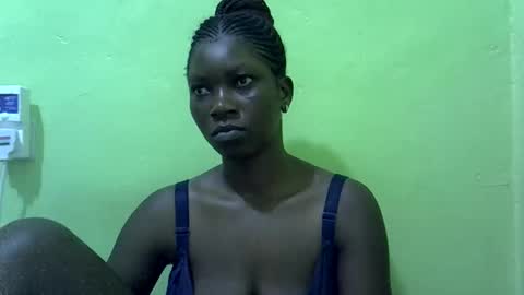 Snapshot of sweet_cherie1 chatting on June 11, 2026, 2:59 pm sweet_cherie1 online show from June 11, 2026, 2:59 pm