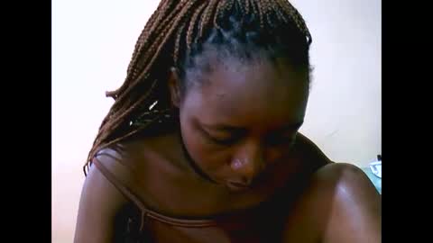 Snapshot of sweet_elena24 chatting on November 11, 2025, 7:41 am shillah online show from November 11, 2025, 7:41 am