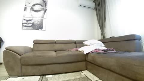 Snapshot of sweet_ella chatting on March 6, 2025, 11:47 am online show from March 6, 2025, 11:47 am