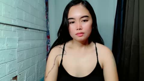 LAIKA online show from May 27, 2026, 2:19 am