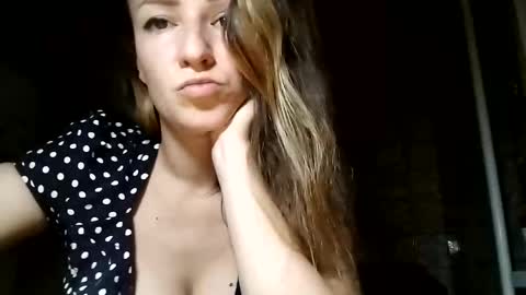 Anna online show from March 11, 2025, 6:30 pm