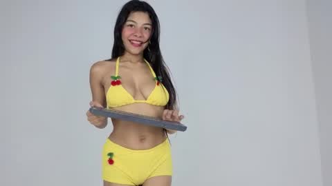sweet_litle online show from May 25, 2026, 2:50 am