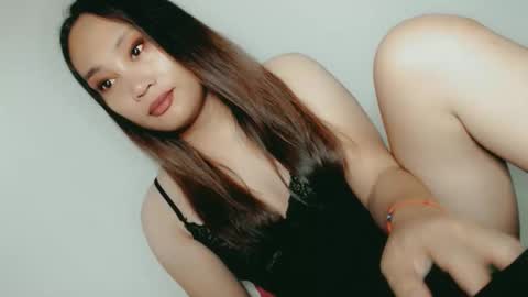 SWEET LOVE online show from May 1, 2026, 2:38 am