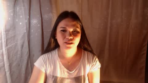 Dimple online show from October 2, 2025, 4:03 pm