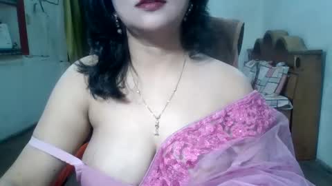 Snapshot of sweet_manisha chatting on February 17, 2025, 6:42 am sweet_manisha online show from February 17, 2025, 6:42 am