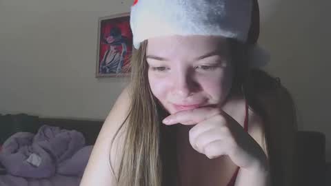 Snapshot of sweet_martinique chatting on December 29, 2024, 1:56 am TexasPAWG101 online show from December 29, 2024, 1:56 am