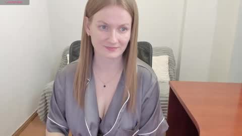 Snapshot of sweet_melody_of_ur_heart chatting on April 20, 2026, 4:10 pm Mila online show from April 20, 2026, 4:10 pm