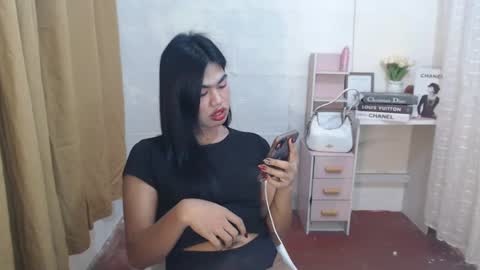 Snapshot of sweet_melonxxx chatting on January 23, 2025, 6:03 pm Melon online show from January 23, 2025, 6:03 pm