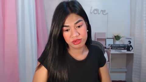 Snapshot of sweet_melonxxx chatting on March 5, 2025, 3:40 am Melon online show from March 5, 2025, 3:40 am