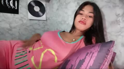 Snapshot of sweet_melonxxx chatting on April 15, 2026, 9:59 pm Melon online show from April 15, 2026, 9:59 pm