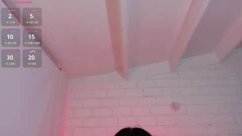 Sweet  Mia online show from April 22, 2026, 3:09 am