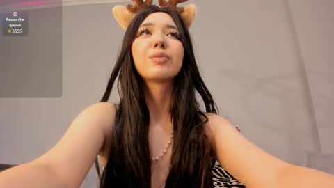 Snapshot of sweet_mikasa chatting on December 17, 2025, 5:41 pm Mikasa online show from December 17, 2025, 5:41 pm