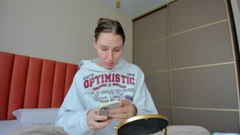 Snapshot of sweet_miss381 chatting on January 19, 2025, 4:33 am Sofi online show from January 19, 2025, 4:33 am