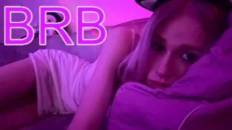 sweet_mol1y online show from November 24, 2025, 10:53 pm