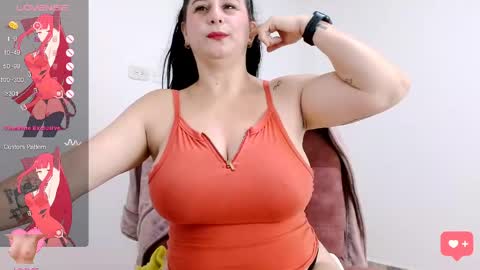 Snapshot of sweet_monsalve34 chatting on April 9, 2026, 10:59 pm MONSALVE online show from April 9, 2026, 10:59 pm