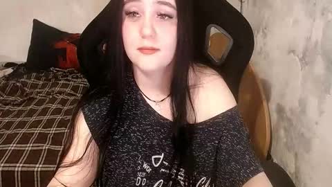 sweet_my_dream online show from March 3, 2026, 4:13 pm