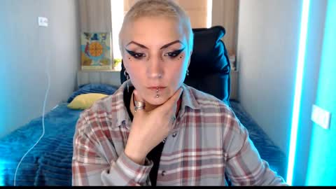 sweet_n_strong online show from May 28, 2026, 11:07 am
