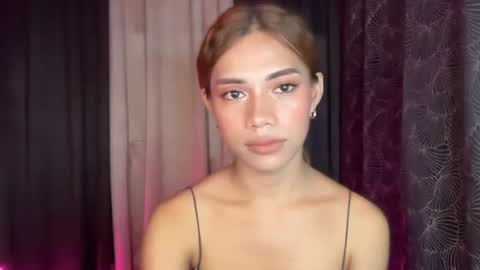 Snapshot of sweet_nikki03 chatting on January 18, 2026, 5:17 pm sweet_nikki03 online show from January 18, 2026, 5:17 pm