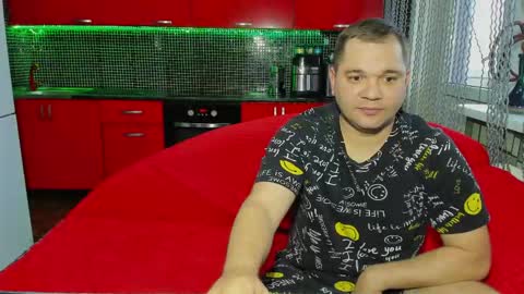 Snapshot of sweet_olga_and_dmitriy chatting on May 16, 2026, 6:21 am Olga and Dmitriy online show from May 16, 2026, 6:21 am