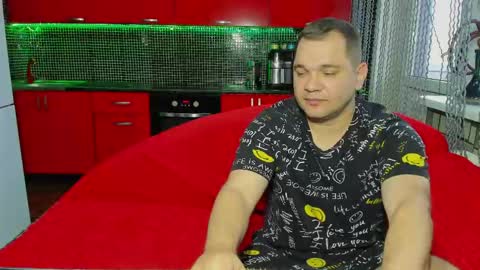 Snapshot of sweet_olga_and_dmitriy chatting on May 16, 2026, 6:54 am Olga and Dmitriy online show from May 16, 2026, 6:54 am