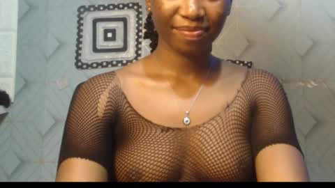 Snapshot of sweet_puna chatting on February 17, 2025, 6:42 am Nancy online show from February 17, 2025, 6:42 am