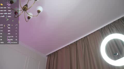 Snapshot of sweet_reverie chatting on May 25, 2026, 9:37 am Vanessa online show from May 25, 2026, 9:37 am