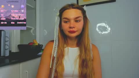 Snapshot of sweet_sabriina chatting on June 16, 2026, 7:11 am Sabina online show from June 16, 2026, 7:11 am