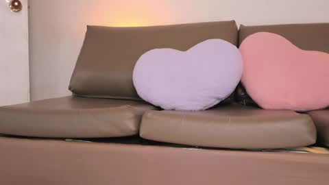 Sammy Lauren online show from March 16, 2026, 7:51 pm