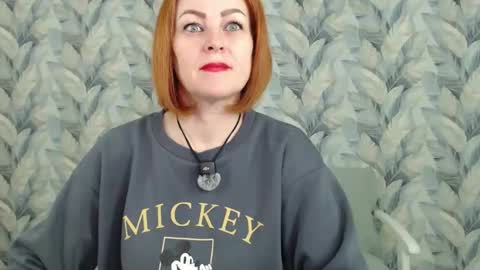 Snapshot of sweet_sandra_1 chatting on April 7, 2026, 9:54 am Sandra online show from April 7, 2026, 9:54 am