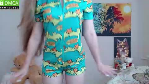 Snapshot of sweet_sin_sati chatting on June 24, 2026, 12:04 pm Jessika online show from June 24, 2026, 12:04 pm