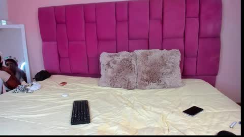 sweet_stacie online show from December 20, 2024, 1:33 pm