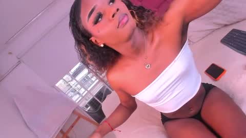 sweet_stacie online show from March 5, 2025, 1:39 pm