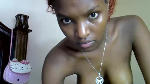 sweet_strawberina online show from March 27, 2026, 10:04 am