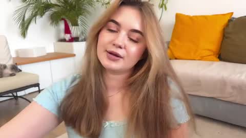 ViolaandVince online show from March 27, 2026, 11:54 am