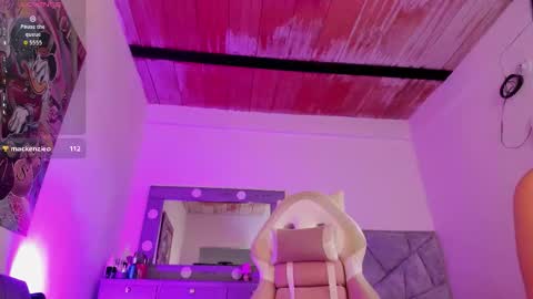          online show from November 24, 2025, 8:08 pm