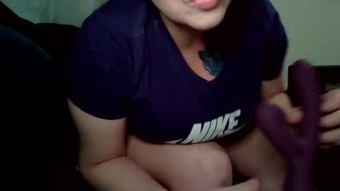 Snapshot of sweet_tits420 chatting on November 3, 2025, 10:42 pm Sweet Tits online show from November 3, 2025, 10:42 pm