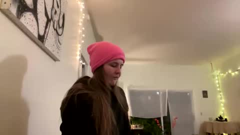 Heidi Brenner - Please check bio for schedule  FAQ online show from March 7, 2025, 12:48 am