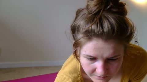 Heidi Brenner - Please check bio for schedule  FAQ online show from November 30, 2025, 2:43 pm