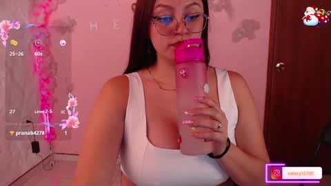 Snapshot of sweet_valery21 chatting on December 24, 2024, 3:58 pm valery online show from December 24, 2024, 3:58 pm