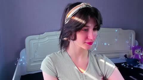 Snapshot of sweet_vanillopa chatting on July 4, 2026, 1:34 am Carolina Lu online show from July 4, 2026, 1:34 am